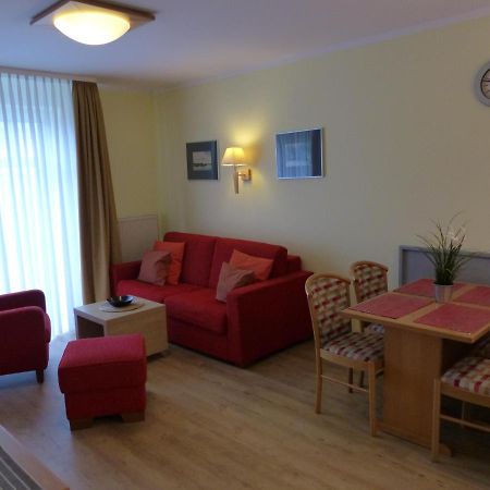 Ferienwohnung 12 - Seewald Haus Huehnergott Sellin  Buitenkant foto