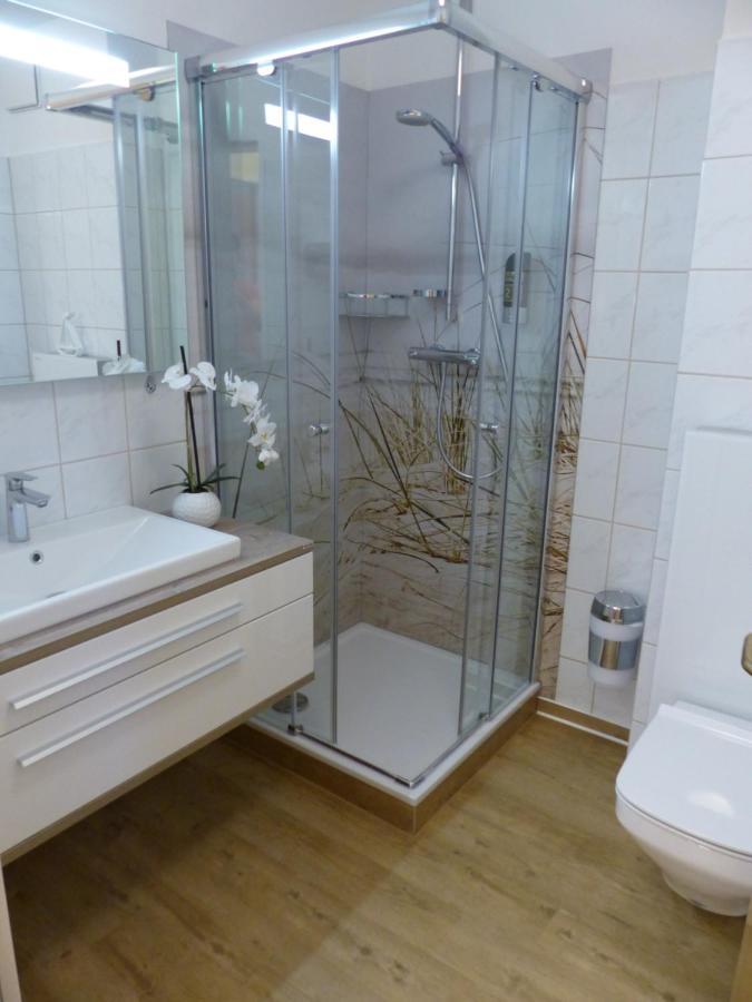 Ferienwohnung 12 - Seewald Haus Huehnergott Sellin  Buitenkant foto